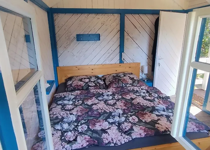 Domecek Pod Holym Vrchem Hlinna